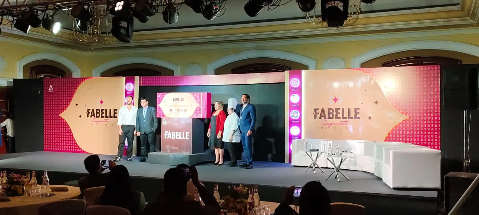 Fabelle reveal